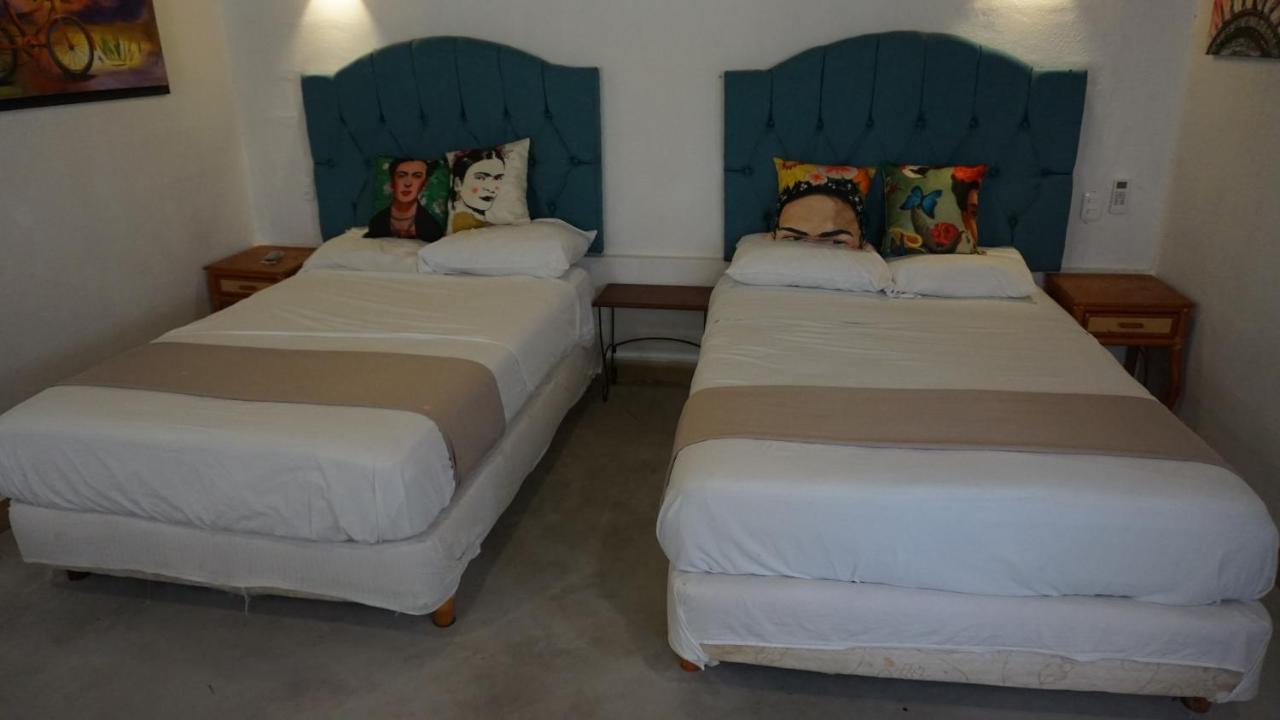 Hotel Casa Frida Chelem Exterior foto